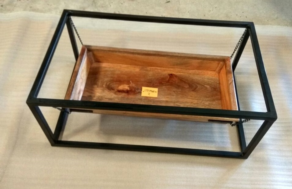 Couchtisch Lounge-Tisch Filippa Kette Mango-Holz Metall-Gestell Industrie-Design