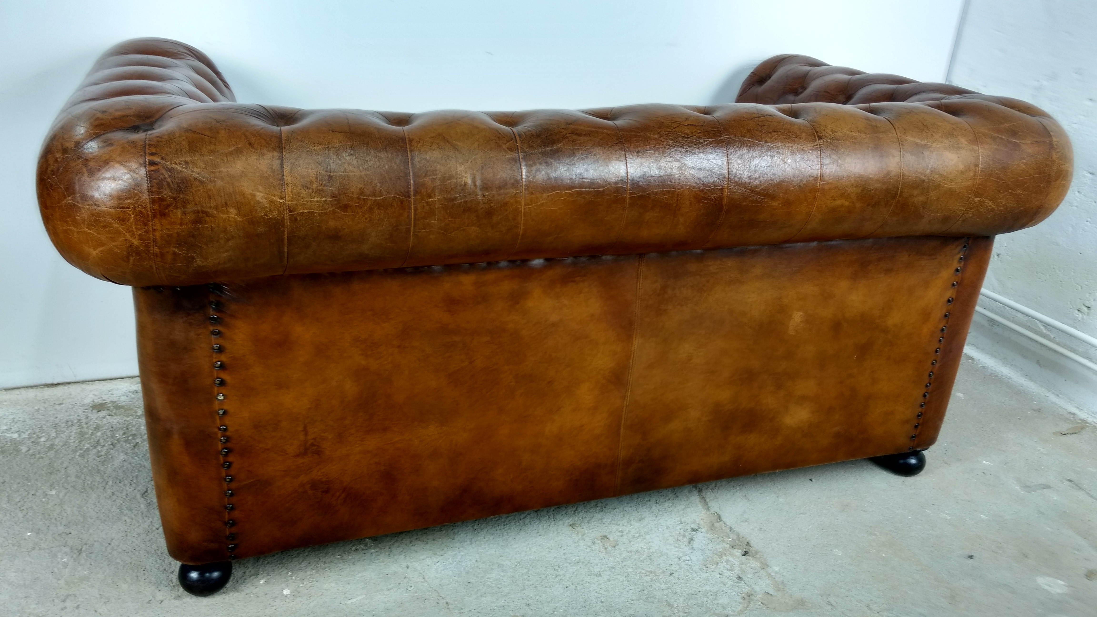 Sofa Couch Lounge Chesterfield 2 Sitzer Leder Antik Look Design Art Deco 50er