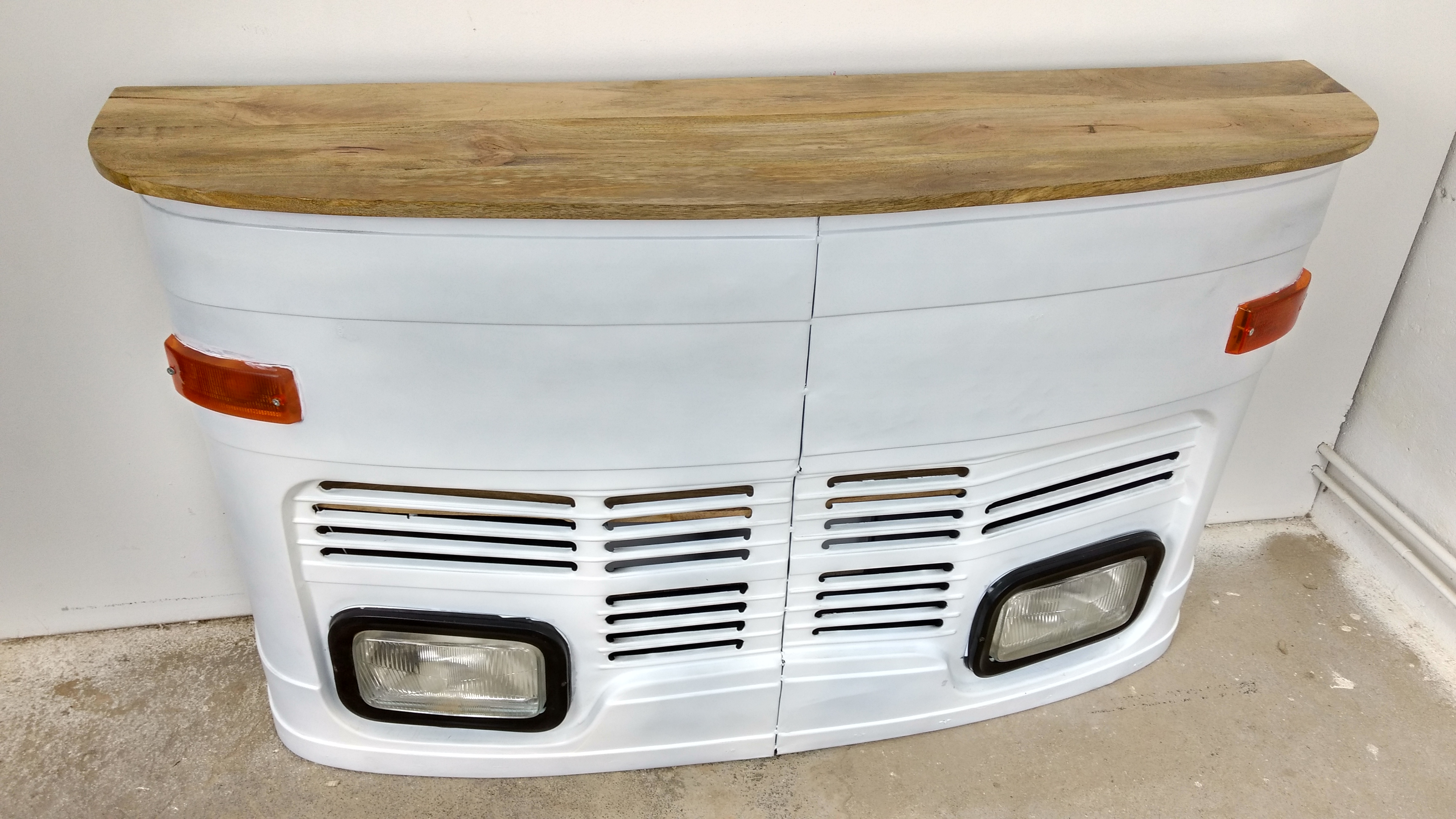 Theke Empfangstresen LKW Bar Tresen Tata klein weiß Vintage Design Empfangstheke Metall Anrichte