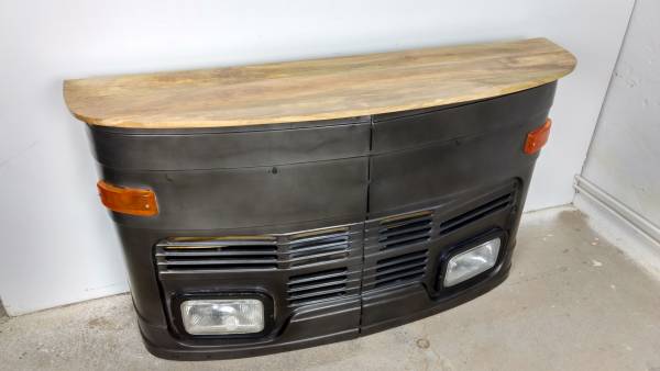 Theke Bar-Tresen LKW Front Tata in Schwarz Empfangstresen Empfangstheke Metall IT10078