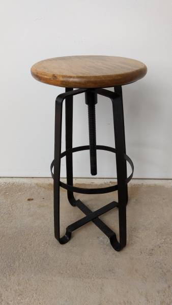 Barhocker Bar-Stuhl Tresen-Hocker Drehhocker Drehbar Lounge Art Industrie Design IT10066